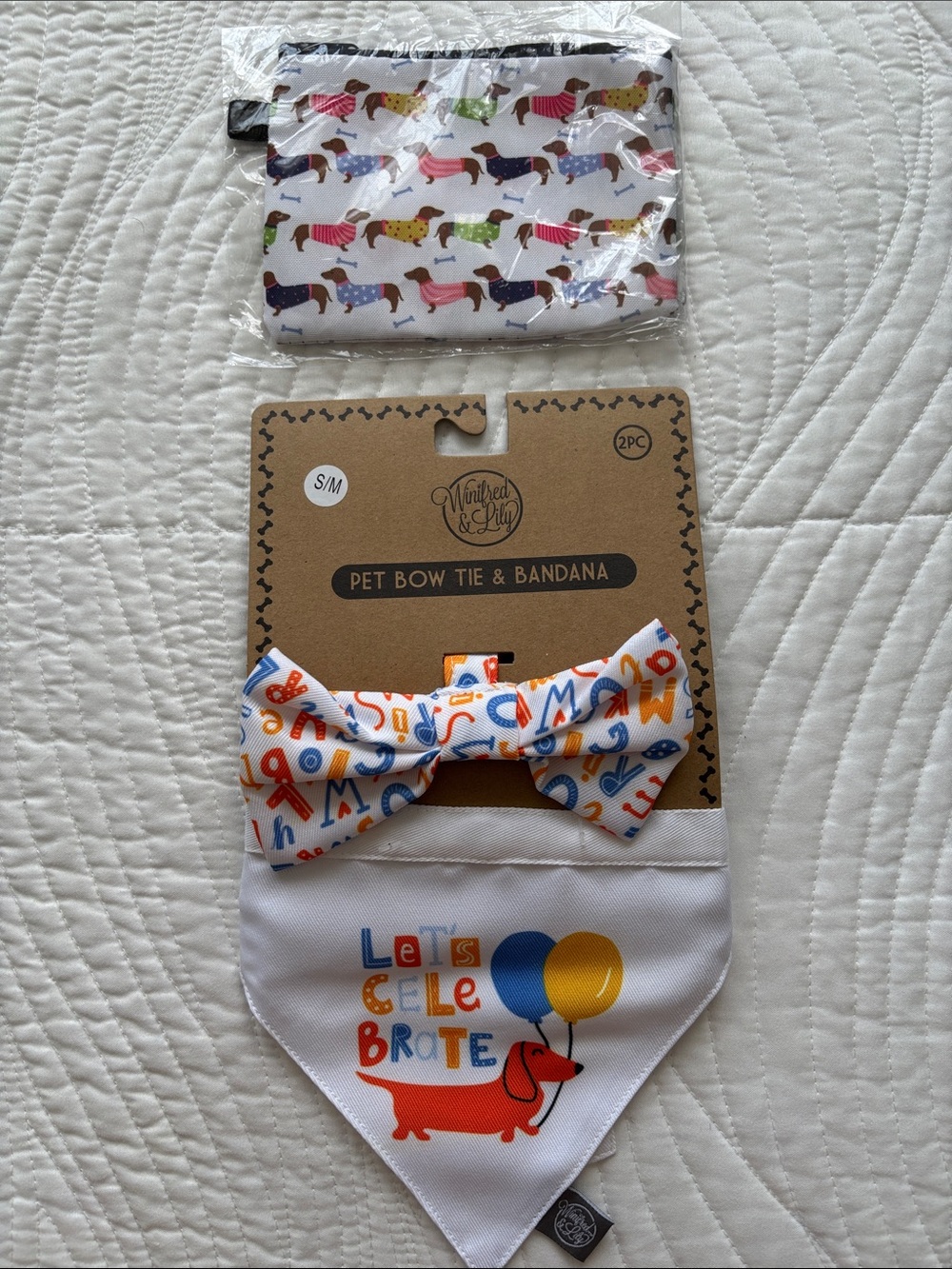 Dachshund Dog Bow Tie and Bandana Zipper Pouch Gift Set NWT Balloons Birthday